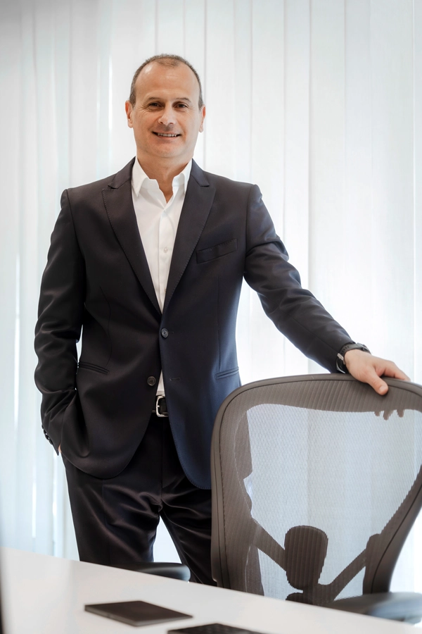Federico Zambelli Hosmer, Founder and COO of BKN301